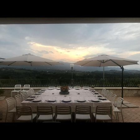 I Due Melograni Agriresort Тарано Экстерьер фото