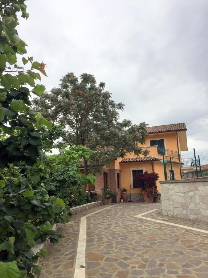 I Due Melograni Agriresort Тарано Экстерьер фото