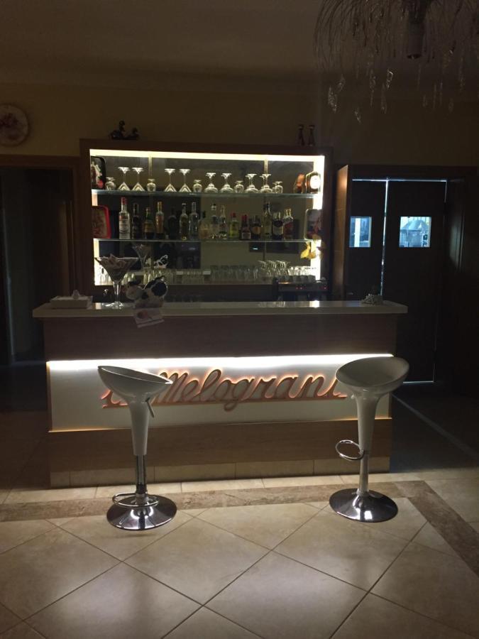 I Due Melograni Agriresort Тарано Экстерьер фото