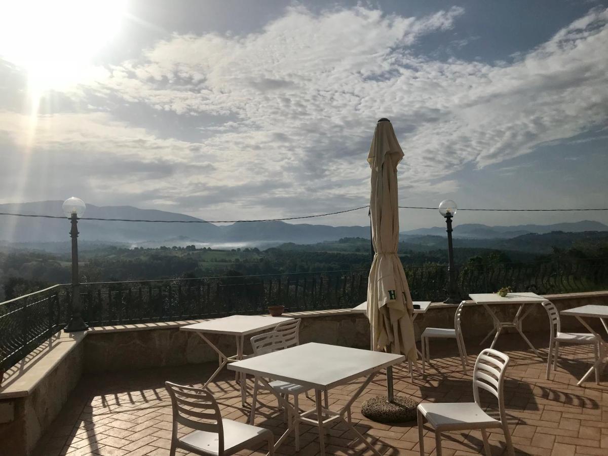 I Due Melograni Agriresort Тарано Экстерьер фото